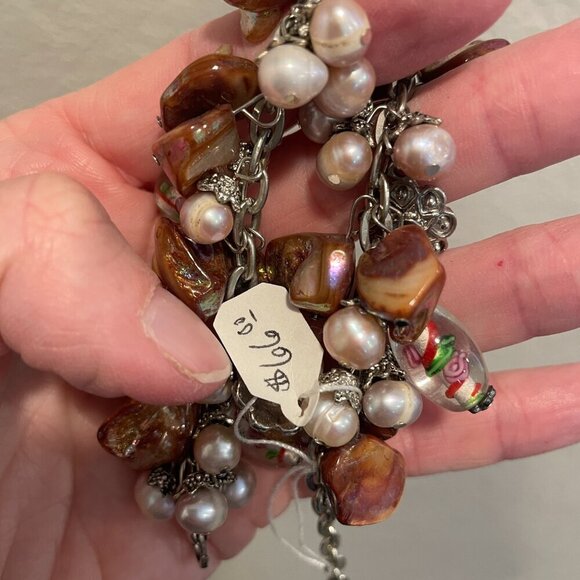 New Pearl and Shell Charm Bracelet - Picture 2 of 4
